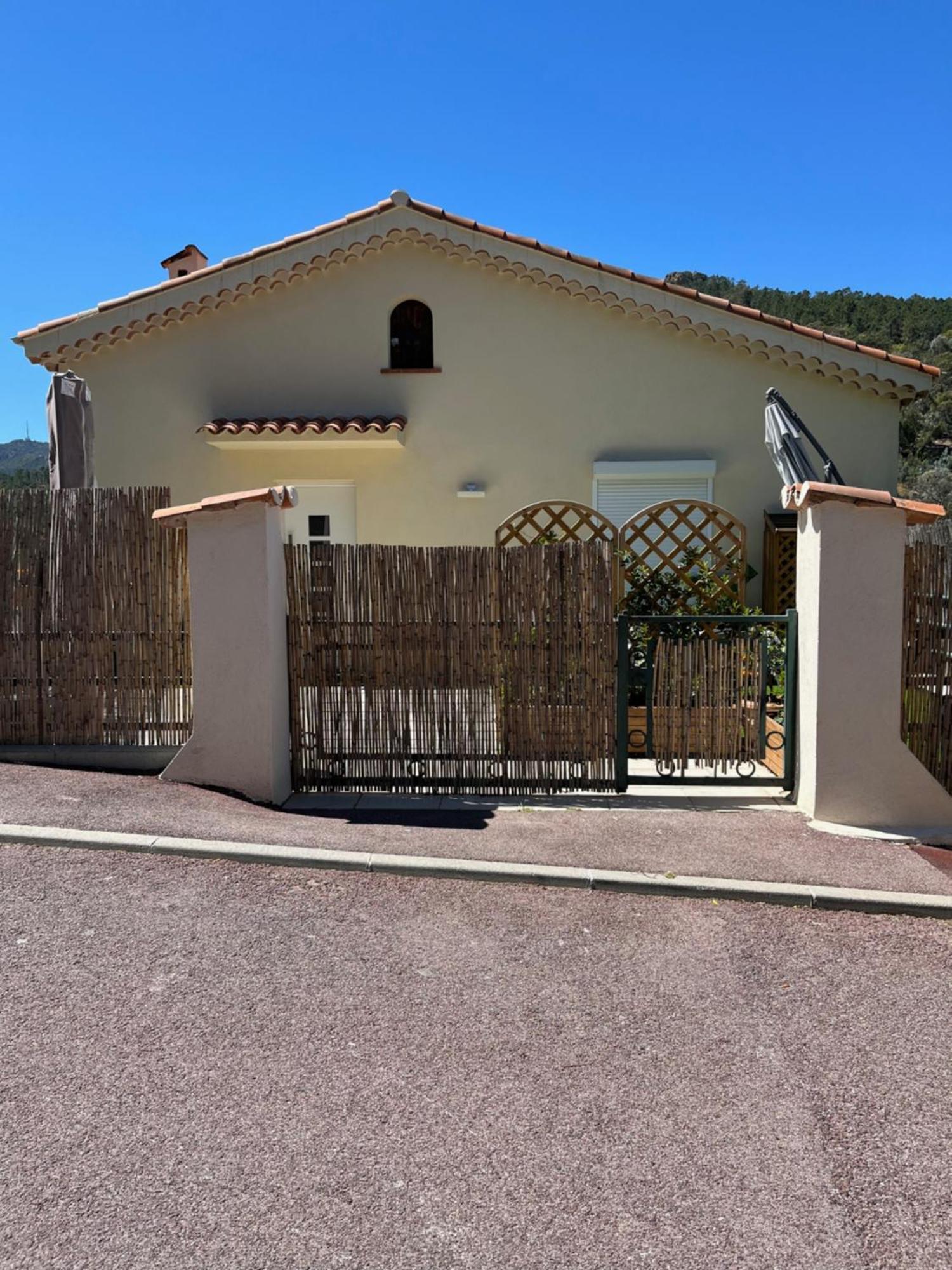 L'anita Apartment *